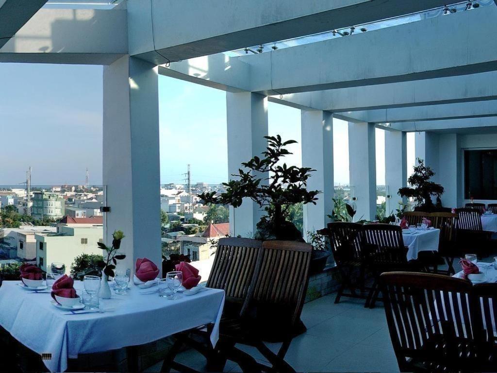 Blue Beach Hotel Danang Bagian luar foto